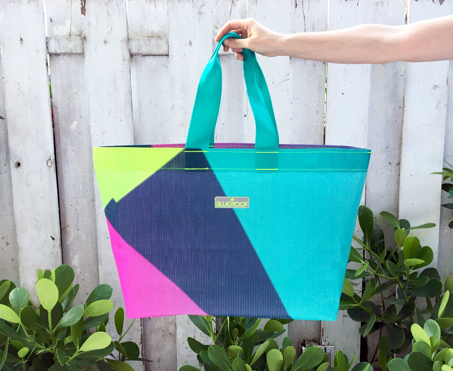 07 Aurora Tote Bag Blueroof.jpeg
